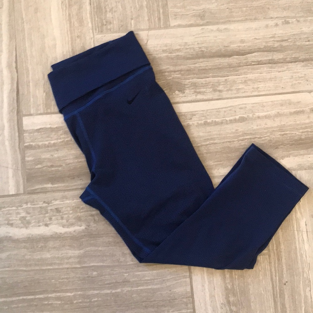 Nike Athletic Capri Pant